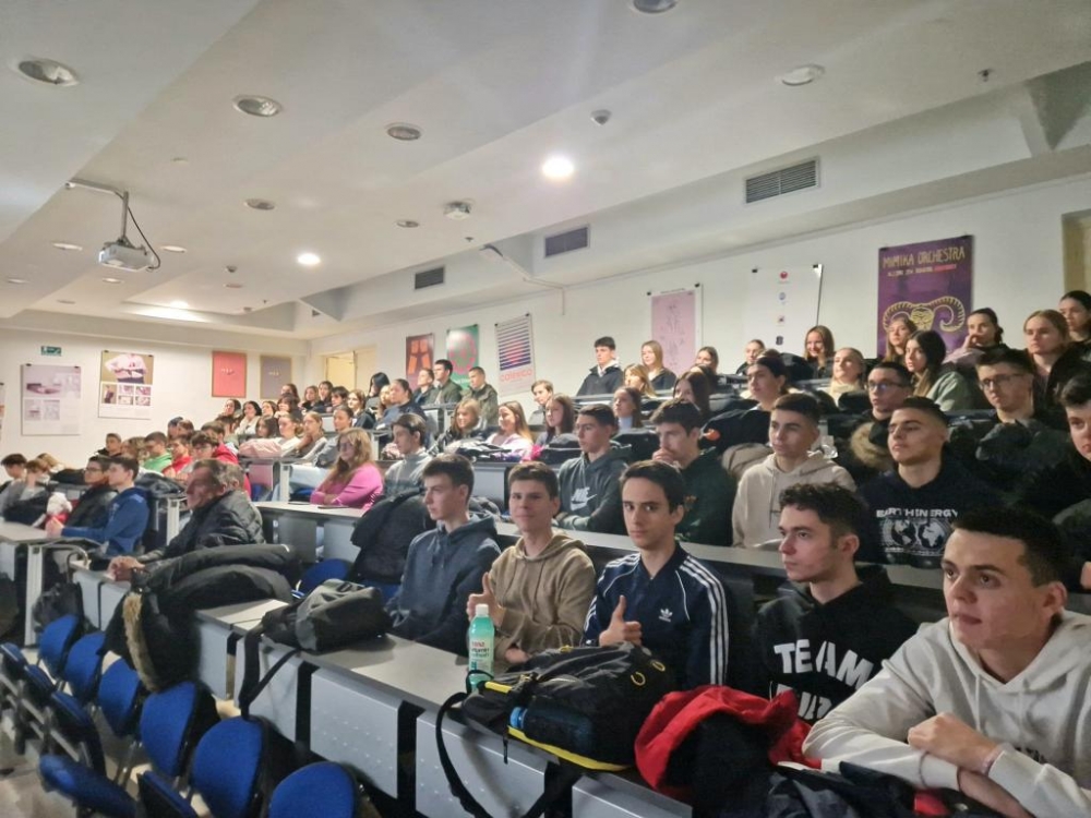 U požeškoj Gimnaziji održano predavanje o Marku Slivariću pl. Heldenburškom