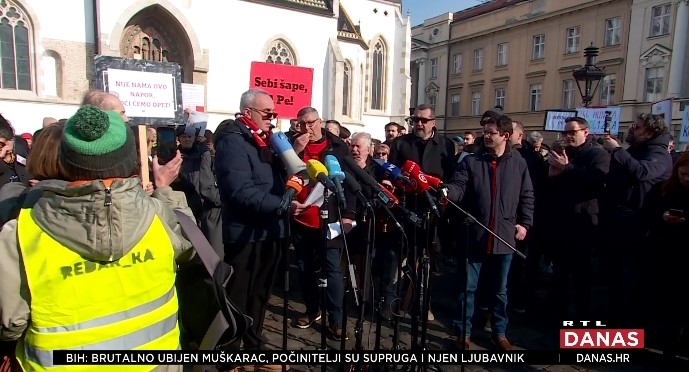 Novinari prosvjedovali zbog Lex AP-a, podržala ih oporba: ’Kazneno će se goniti i zastrašivati, ne kriminalce...’