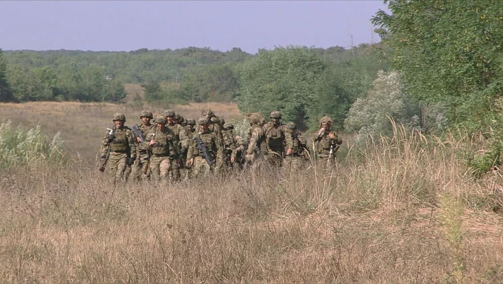 Građani s vojnim iskustvom dobivaju pozive na vojnu vježbu. Radi se o redovnoj vježbi
