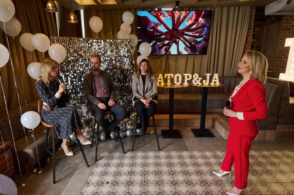 Adele, Kate Middleton i Brad Pitt progovorili su o svojoj borbi s ovim dermatološkim stanjem; Suvremeno liječenje atopijskog dermatitisa nije utopija!