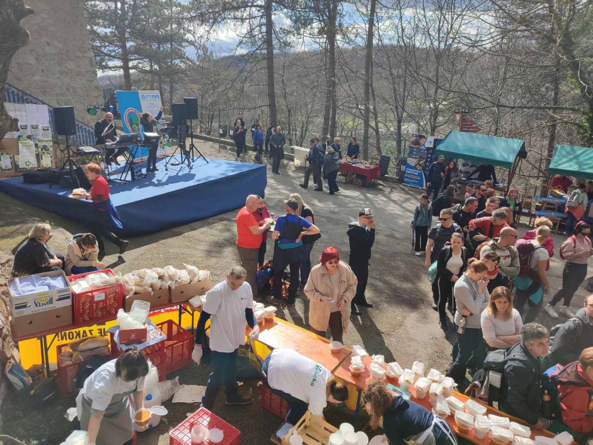 FOTO: Uspješno održani 42. Papučki jaglaci u Velikoj