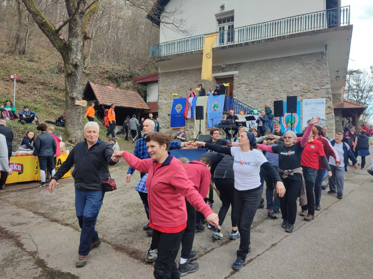 FOTO: Uspješno održani 42. Papučki jaglaci u Velikoj