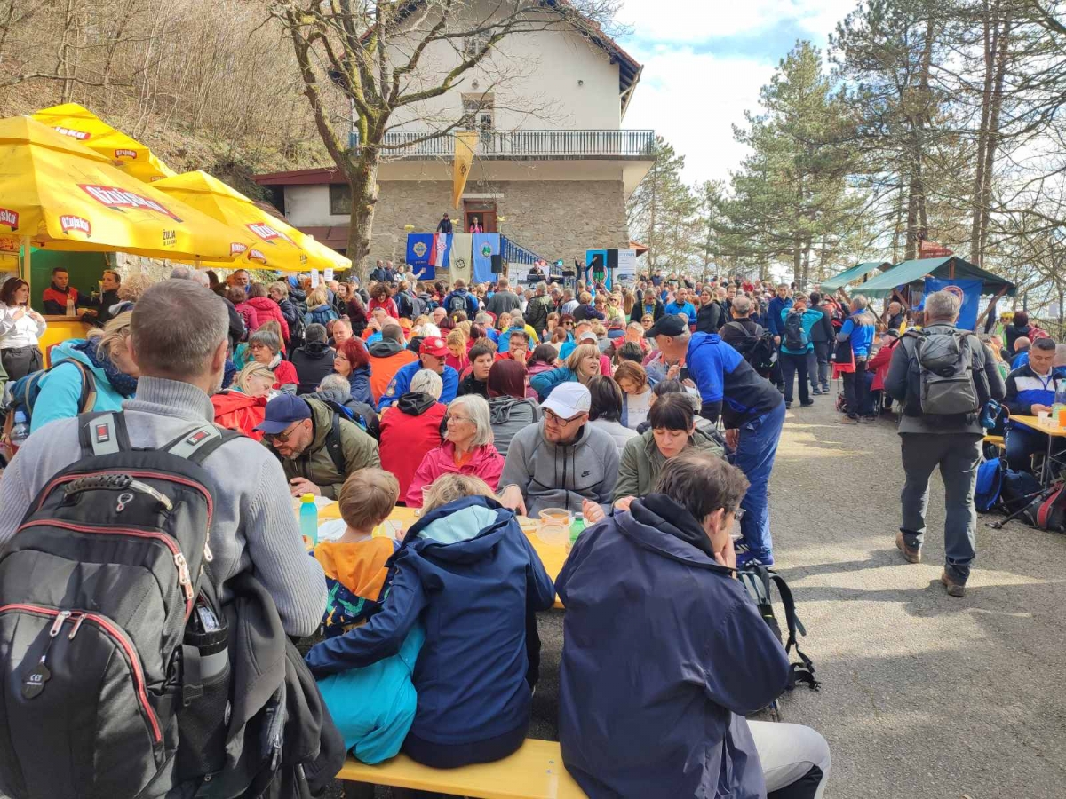 FOTO: Uspješno održani 42. Papučki jaglaci u Velikoj