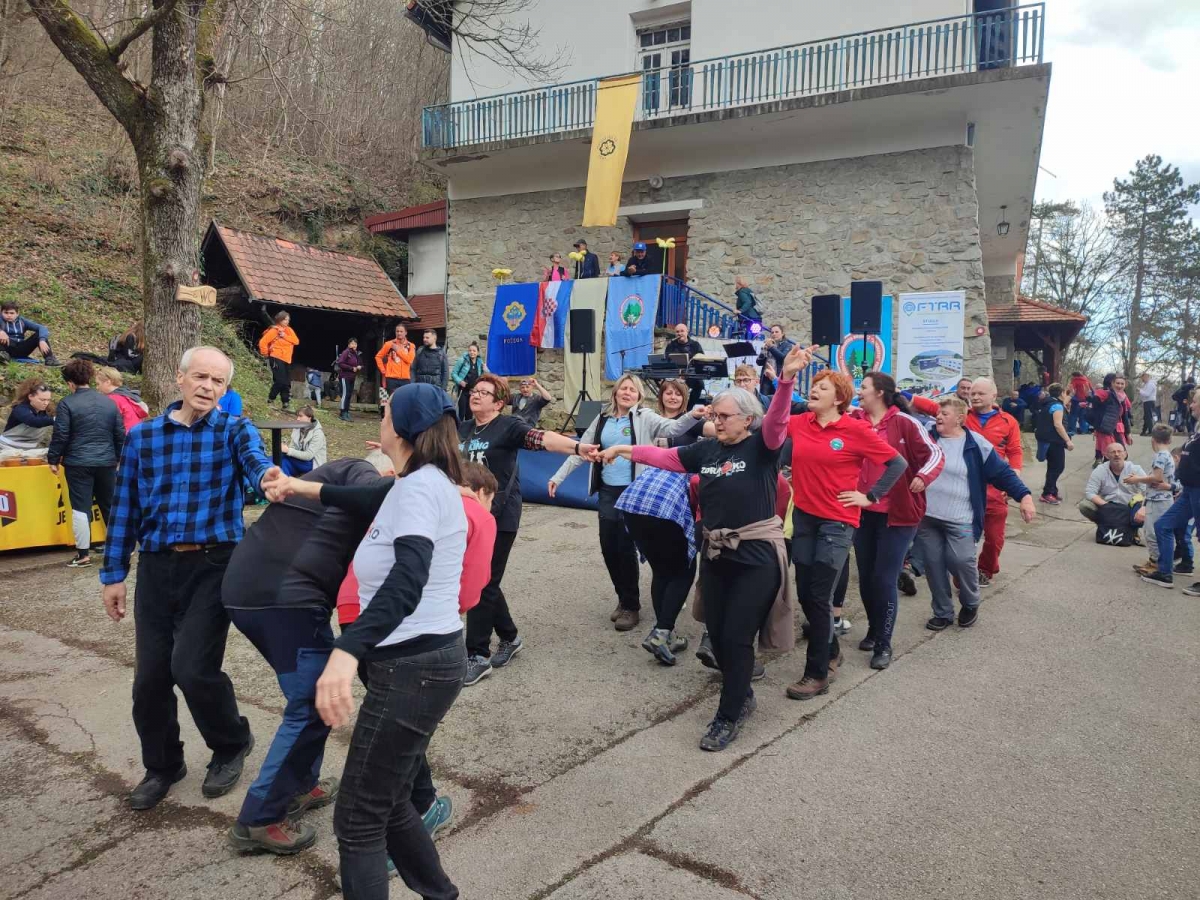 FOTO: Uspješno održani 42. Papučki jaglaci u Velikoj