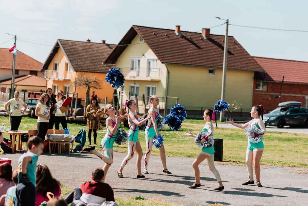 FOTO: 2. Obiteljski uskrsni piknik u Velikoj