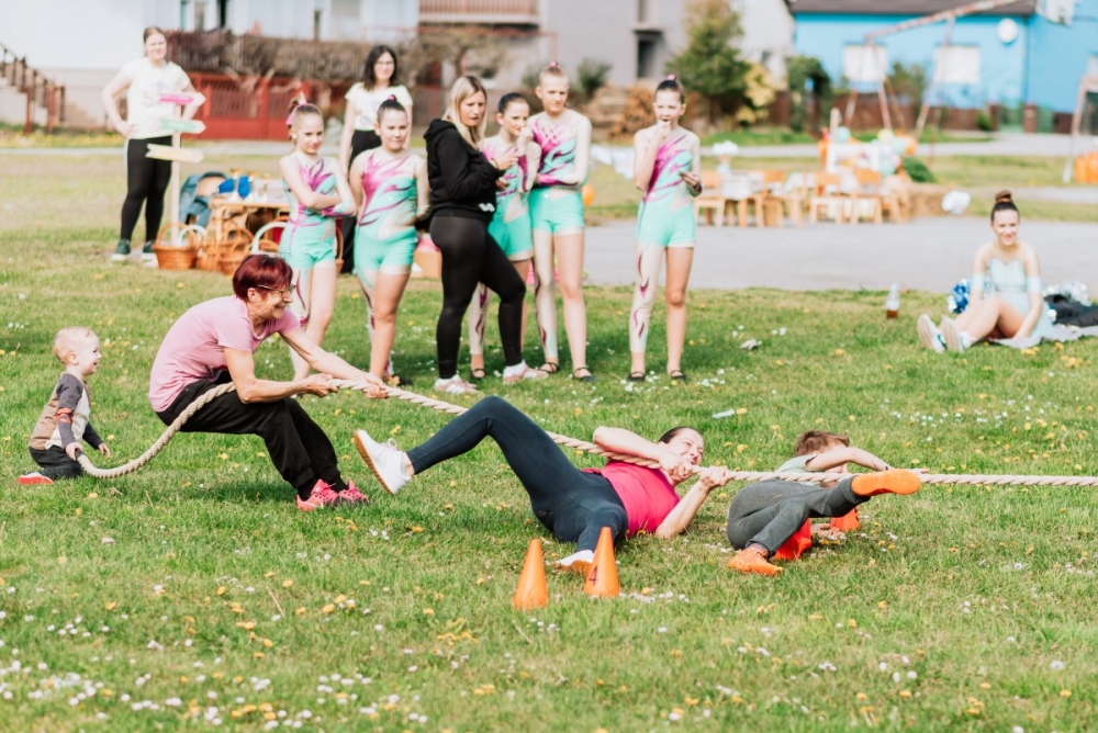 FOTO: 2. Obiteljski uskrsni piknik u Velikoj