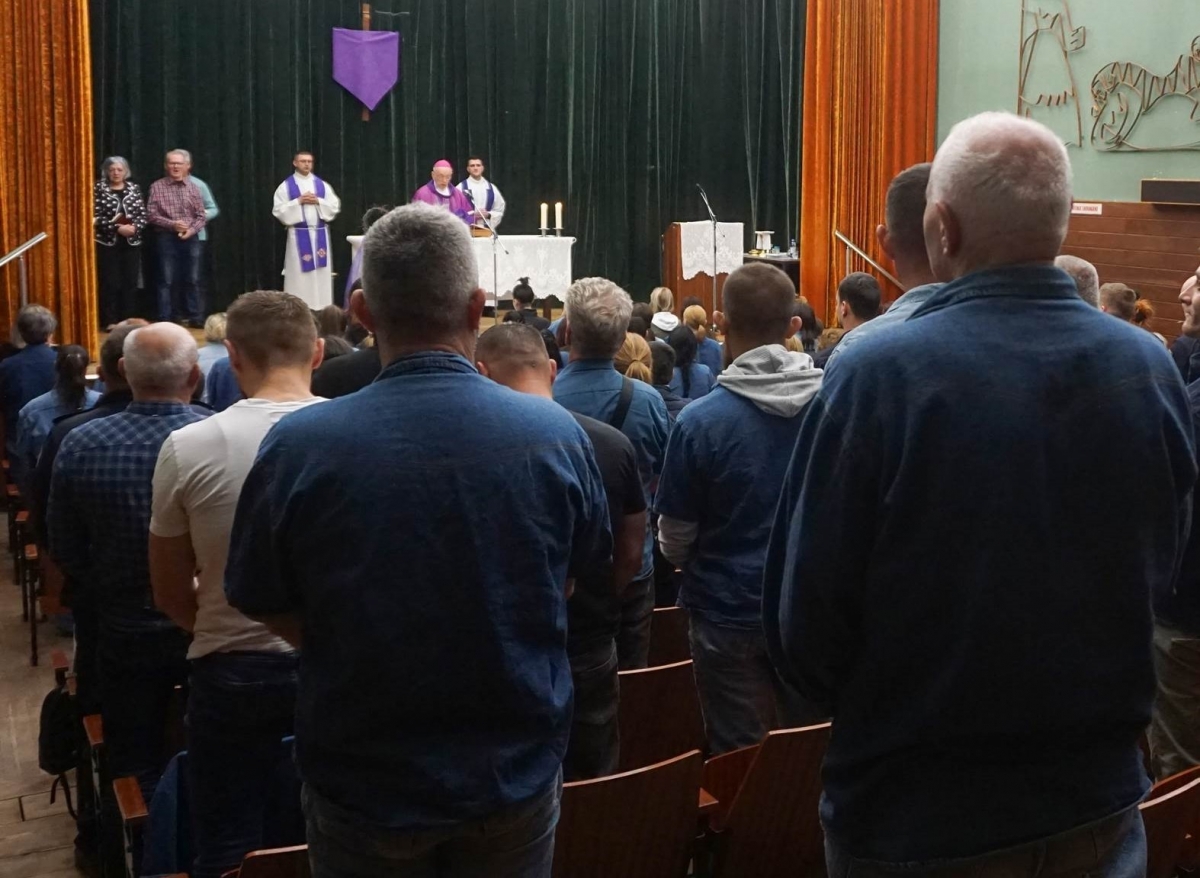 Biskup pohodio požeški zatvor