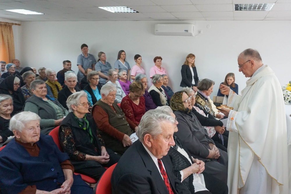 Misa na Uskrsni ponedjeljak u Domu za starije i nemoćne u Velikoj
