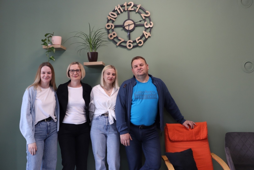 Mlada poduzetnica Stela Pritula otvorila frizerski salon u Poljani