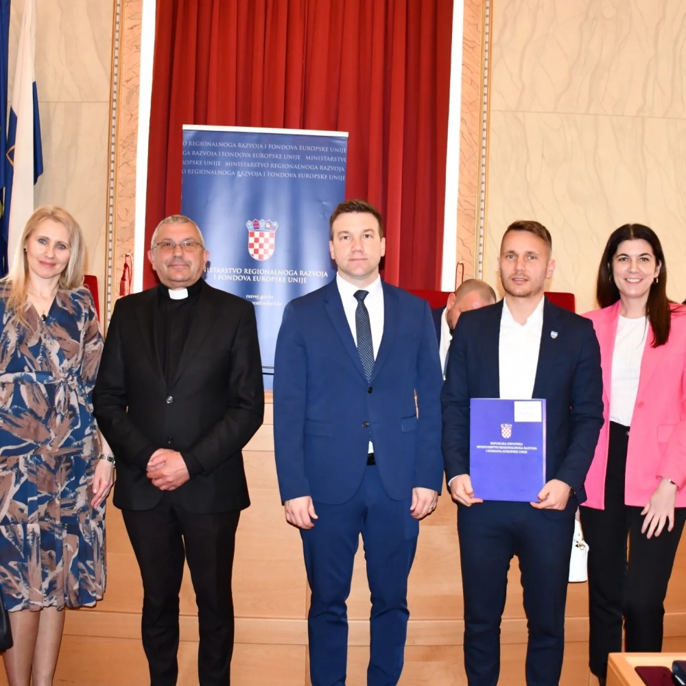 Prekogranična suradnja: 45 tisuća eura za Kutjevo i Sontu