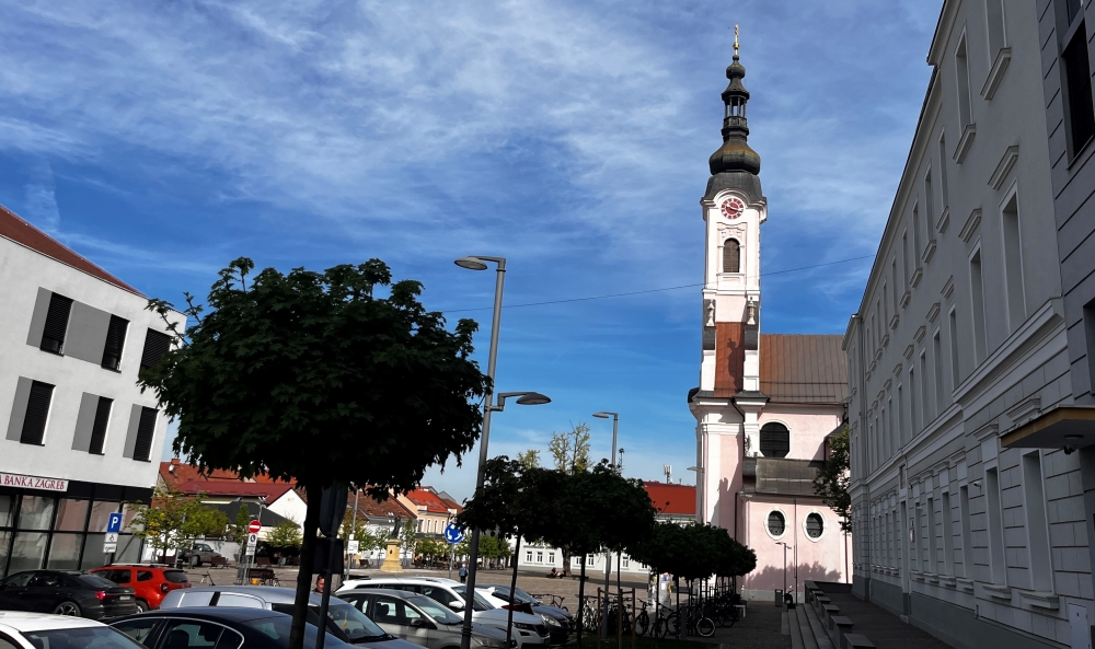 Privremena regulacija prometa: Sutra zatvorene ceste ispred biskupije