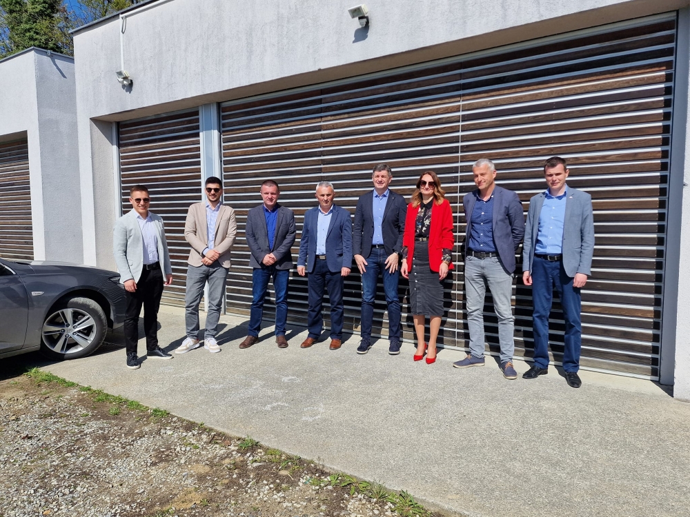 Podrška Alumni ’FTRR’ razvoju diplomskih i doktorskih studija u Požegi