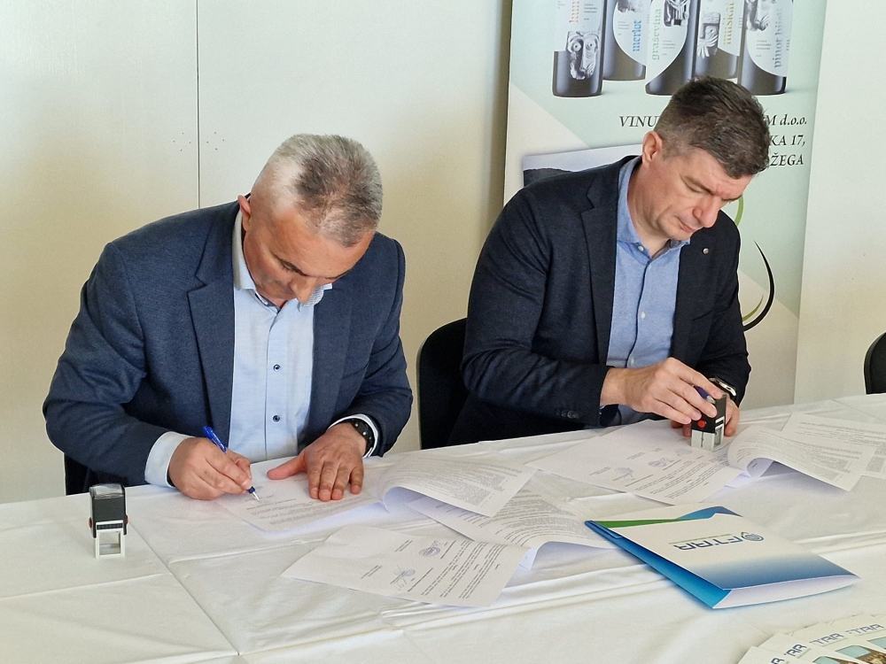 Podrška Alumni ’FTRR’ razvoju diplomskih i doktorskih studija u Požegi