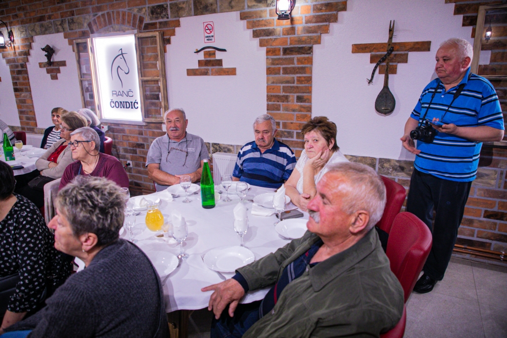 PLETERNICA: Druženje u prirodi za zlatnu dob