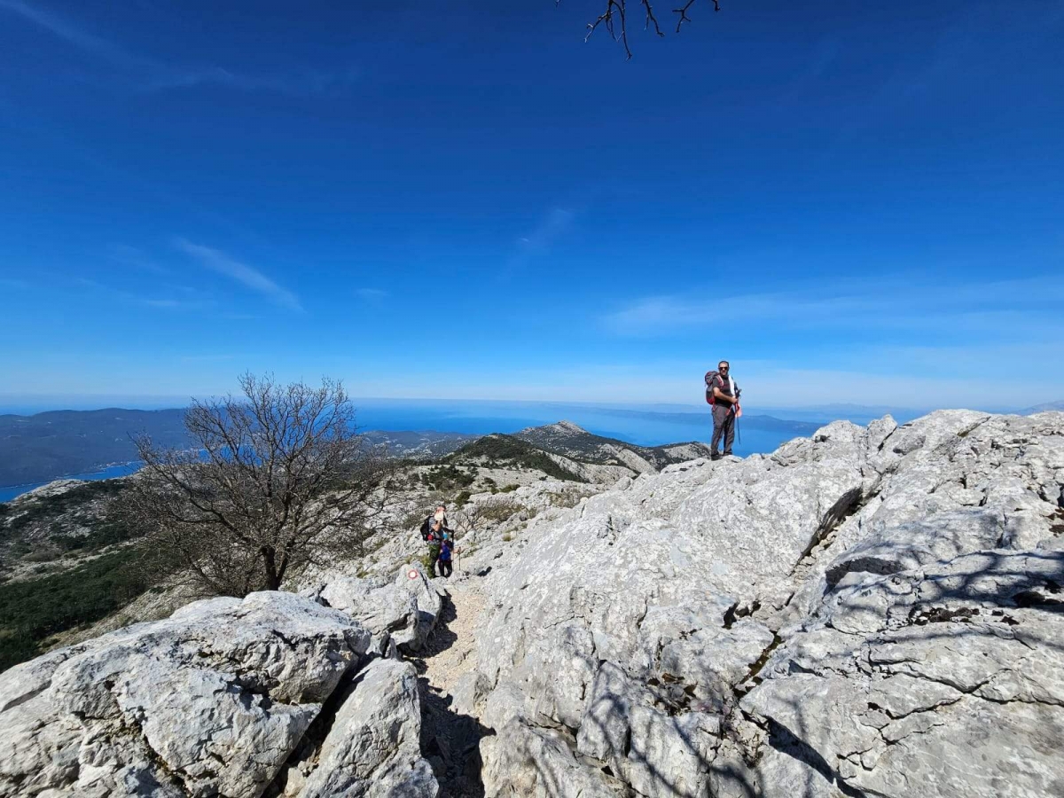 Izlet planinara HPD „Sokolovac“ Požega ʺSv. Ilija na Pelješcu i sv. Ilija kod Gradcaʺ