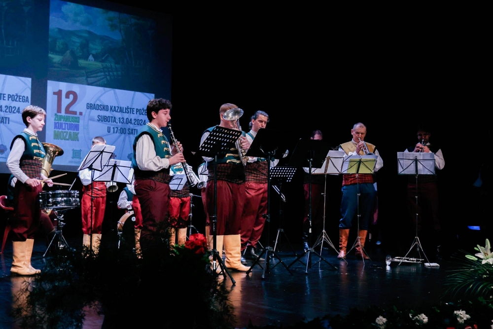 FOTO: 12. Županijski kulturni mozaik u Požegi