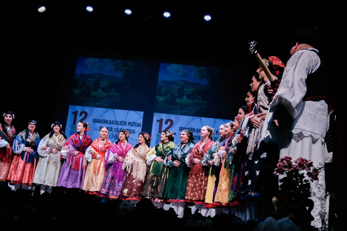 FOTO: 12. Županijski kulturni mozaik u Požegi