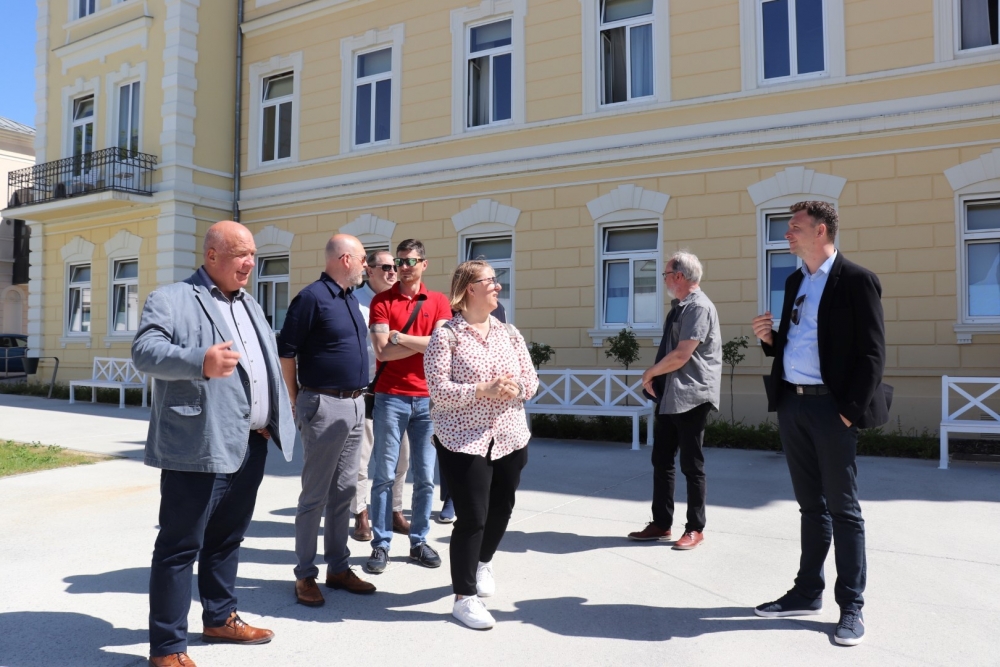 DELEGACIJA S ISLANDA UPOZNAJE POTENCIJALE LIPIKA: Geotermalni resursi kao ključ za razvoj