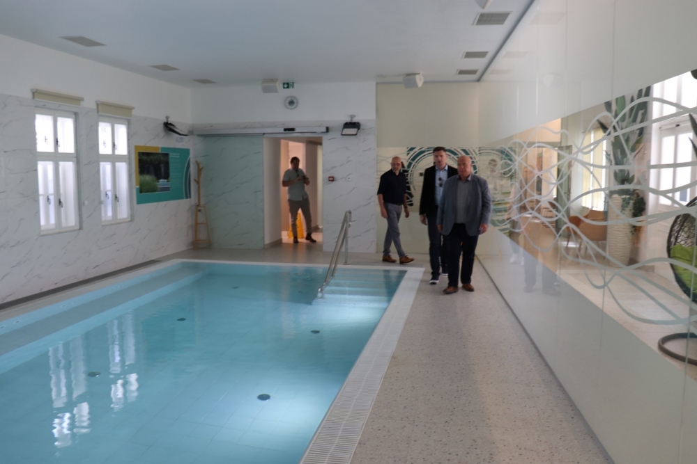 DELEGACIJA S ISLANDA UPOZNAJE POTENCIJALE LIPIKA: Geotermalni resursi kao ključ za razvoj