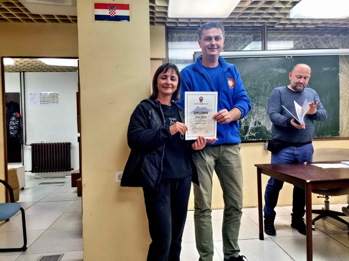 Završila 6. Opća planinarska škola u HPD Gojzerica Požega