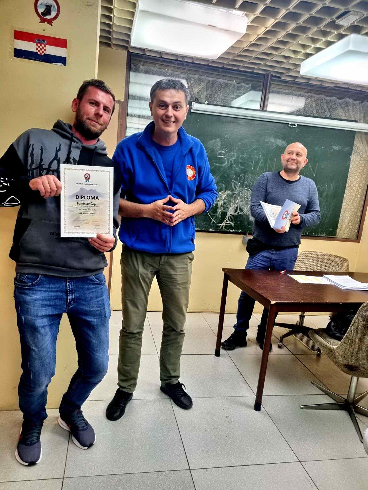 Završila 6. Opća planinarska škola u HPD Gojzerica Požega