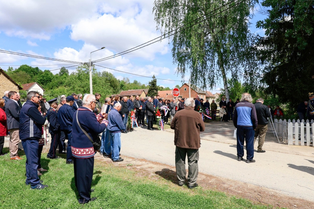 U Ruševu održana komemoracija za žrtve komunističkih zločina