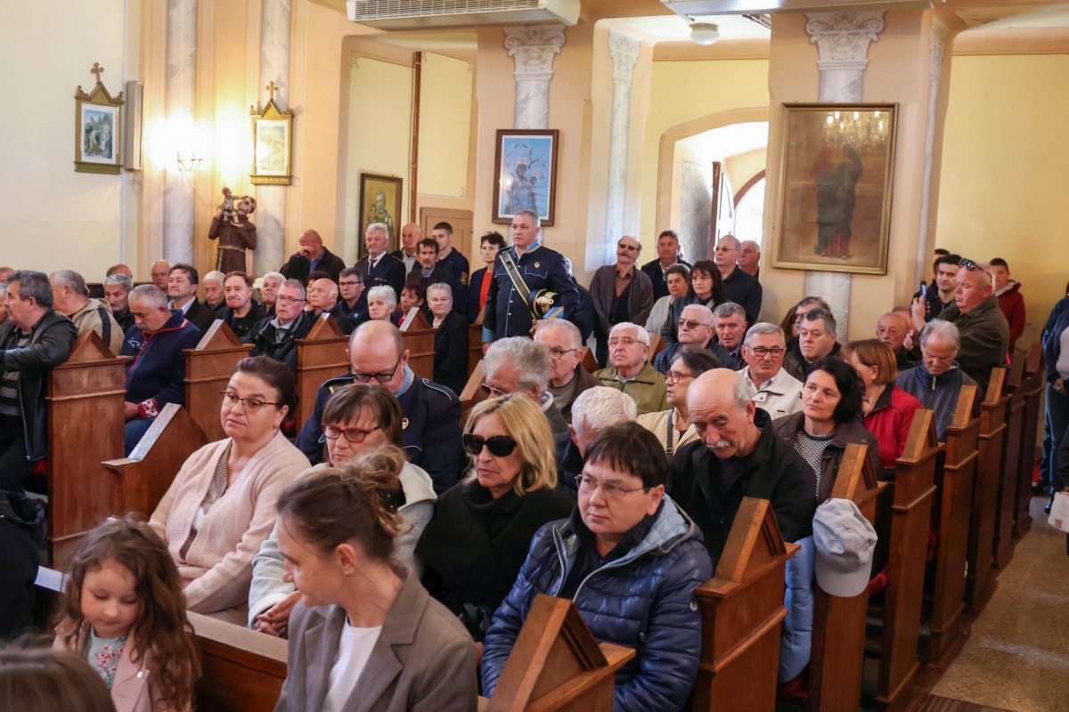 U Ruševu održana komemoracija za žrtve komunističkih zločina