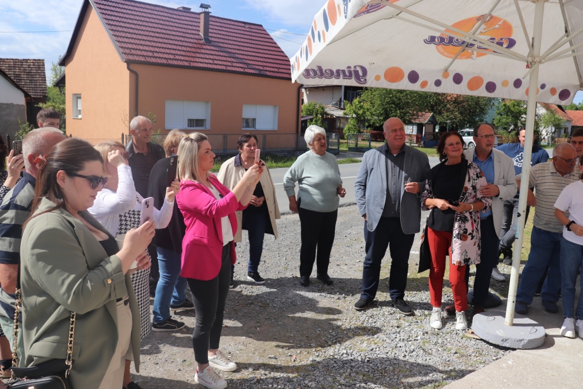 Jelena Meaški ostvarila je svoj san i otvorila salon ljepote u Antunovcu