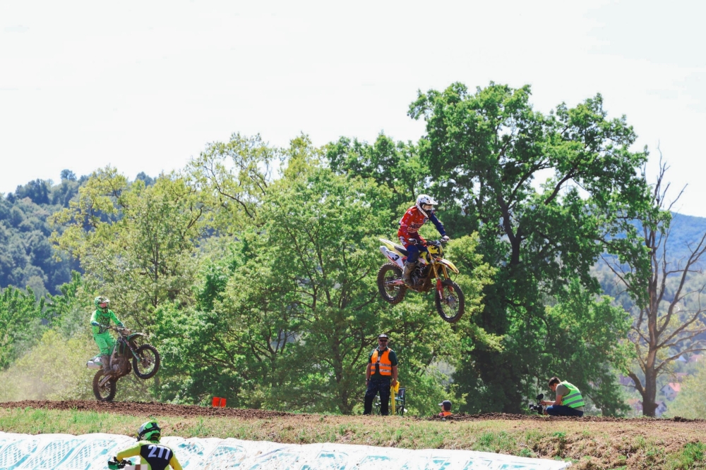Atraktivne vožnje na Villarama: Otvoreno prvenstvo Hrvatske u motocrossu