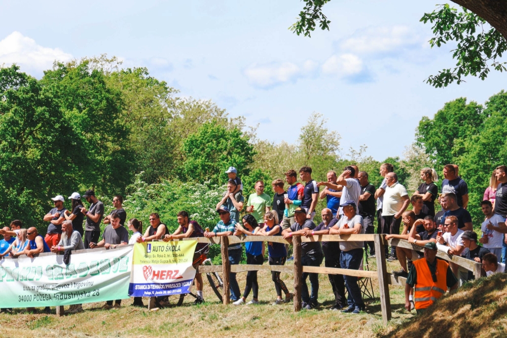 Atraktivne vožnje na Villarama: Otvoreno prvenstvo Hrvatske u motocrossu