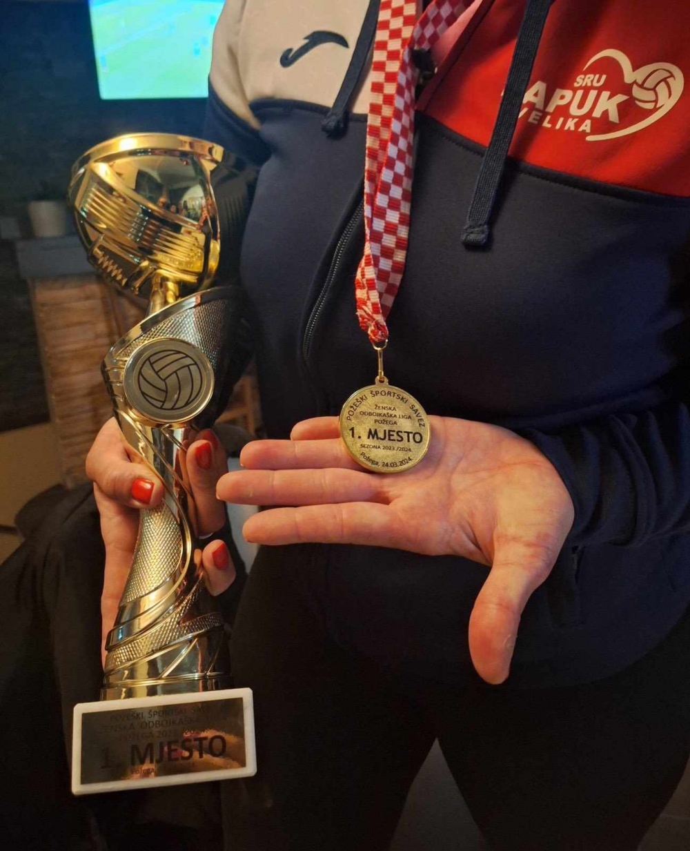 Ekipi veličkog Papuka uručene medalje i pehar za osvojeno 1. mjesto u Ženskoj odbojkaškoj ligi Požega 2023./2024.
