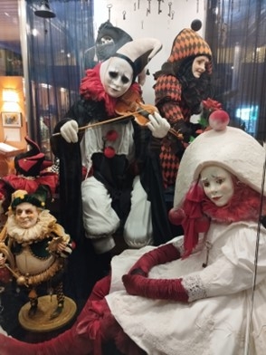 Učenice požeške Ekonomske škole u Latviji predstavljale Muzej bećarca