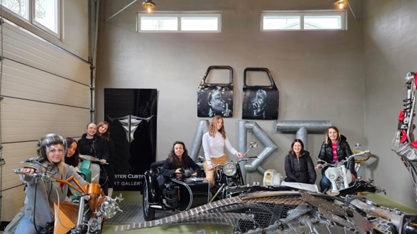 Učenice požeške Ekonomske škole u Latviji predstavljale Muzej bećarca