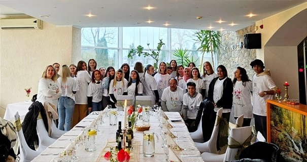 Učenice požeške Ekonomske škole u Latviji predstavljale Muzej bećarca