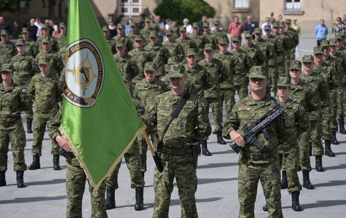 Na vjernost Domovini ponosno prisegnulo 102 ročnica i ročnika Hrvatske vojske