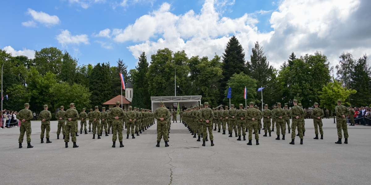 Na vjernost Domovini ponosno prisegnulo 102 ročnica i ročnika Hrvatske vojske