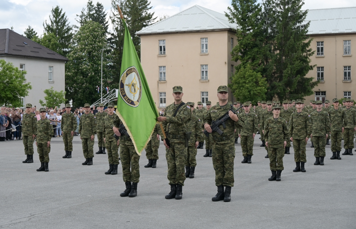 Na vjernost Domovini ponosno prisegnulo 102 ročnica i ročnika Hrvatske vojske