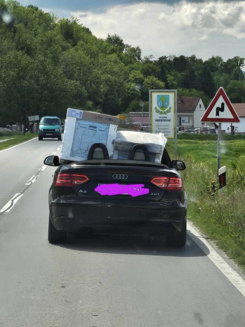 Samo kod nas: Kabrio poslužio kao teretno vozilo