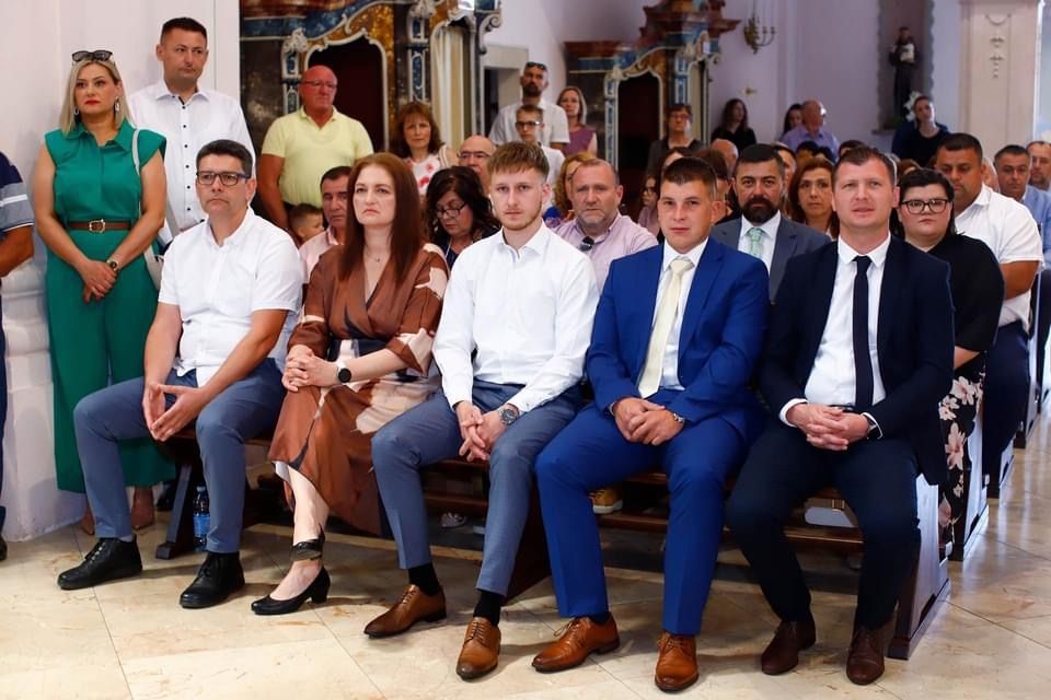 FOTO: Sakrament sv. potvrde u požeškoj Katedrali