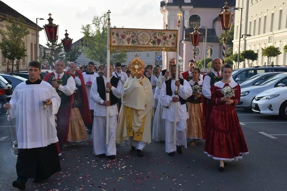 Znate li što je Tijelovo i zašto ga slavimo?