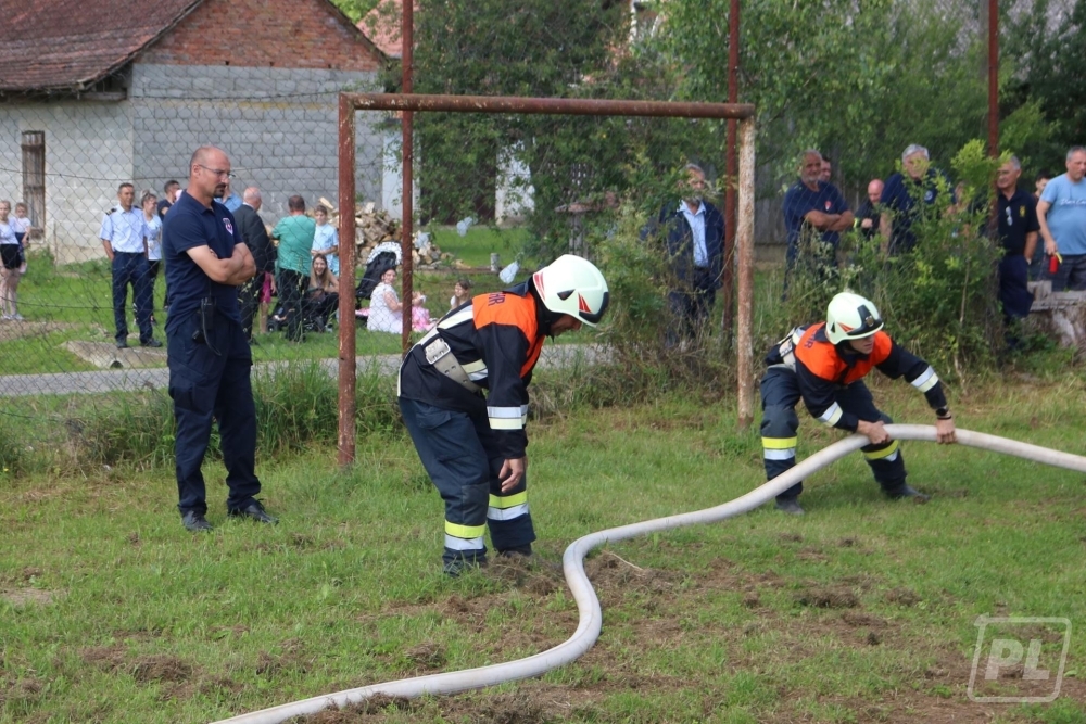 VZP PAKRAC-LIPIK U Brezinama na Dan državnosti održana združena vatrogasna vježba