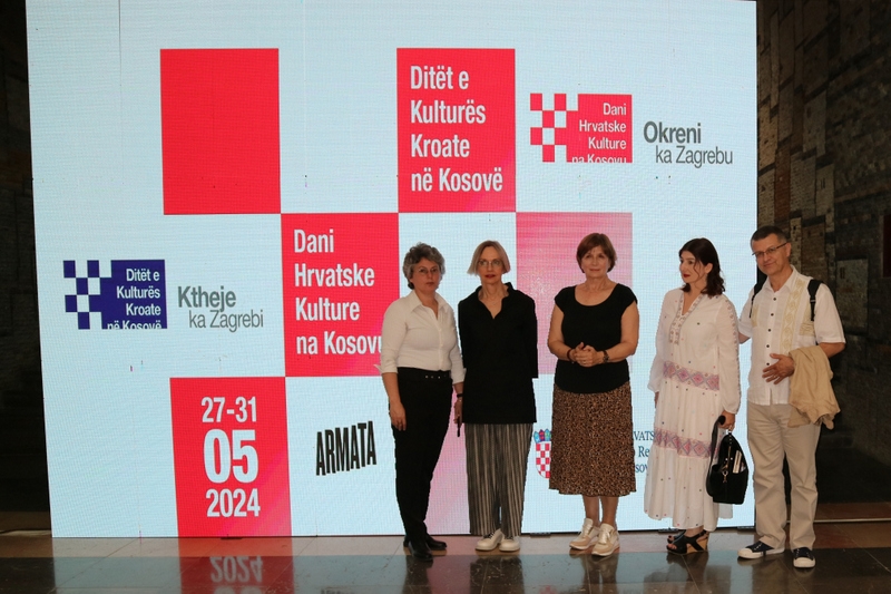 Požežanka Lana Derkač čitala svoju poeziju u Nacionalnim knjižnicama u Skoplju i Prištini