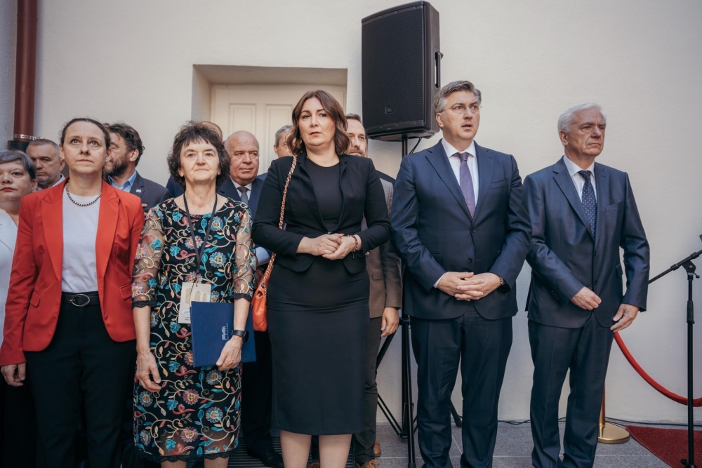 Blamaža pred Plenkovićem: Glavić čitao s papira i zamuckivao, a onda 20 sekundi nije znao gdje je stao