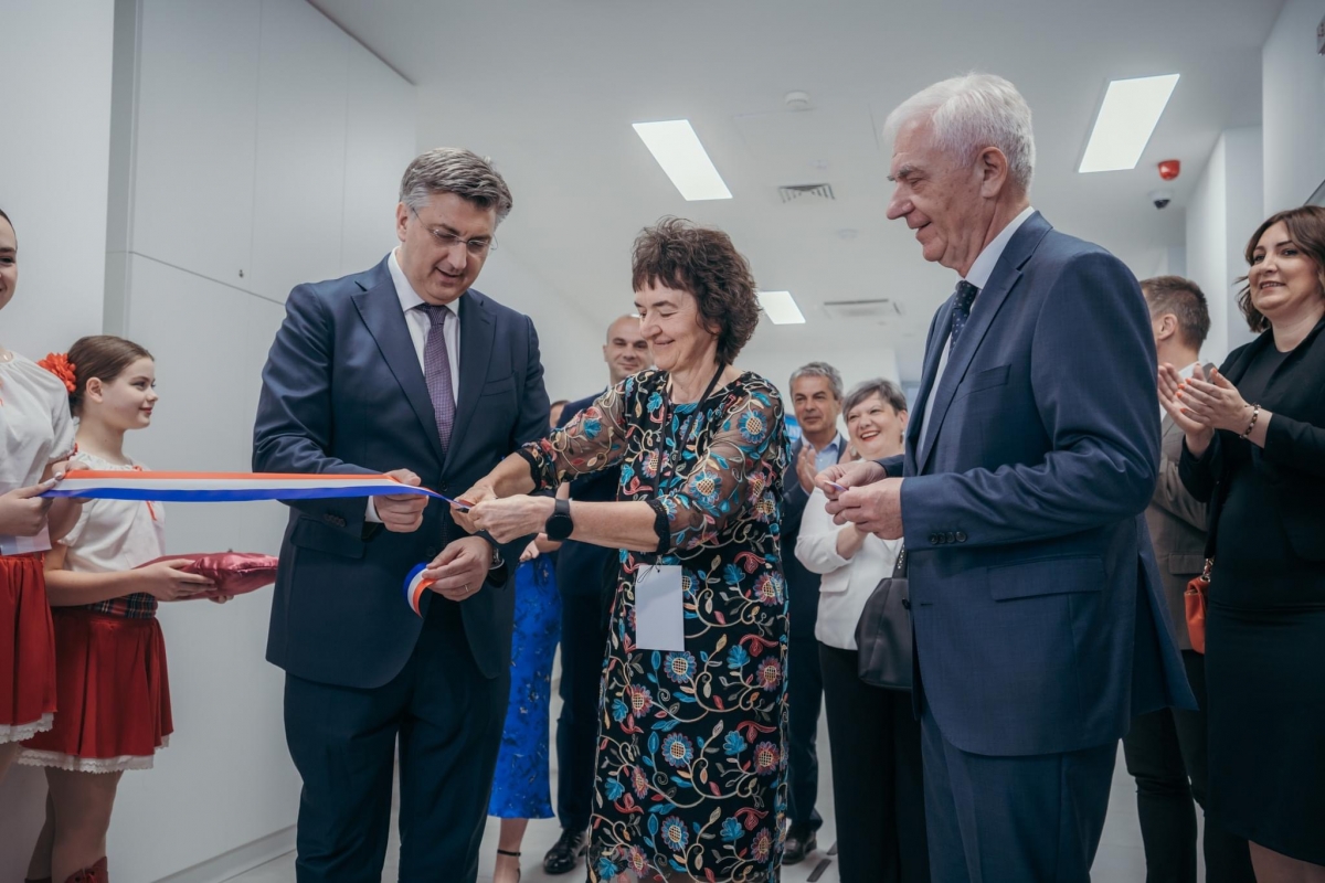 Blamaža pred Plenkovićem: Glavić čitao s papira i zamuckivao, a onda 20 sekundi nije znao gdje je stao