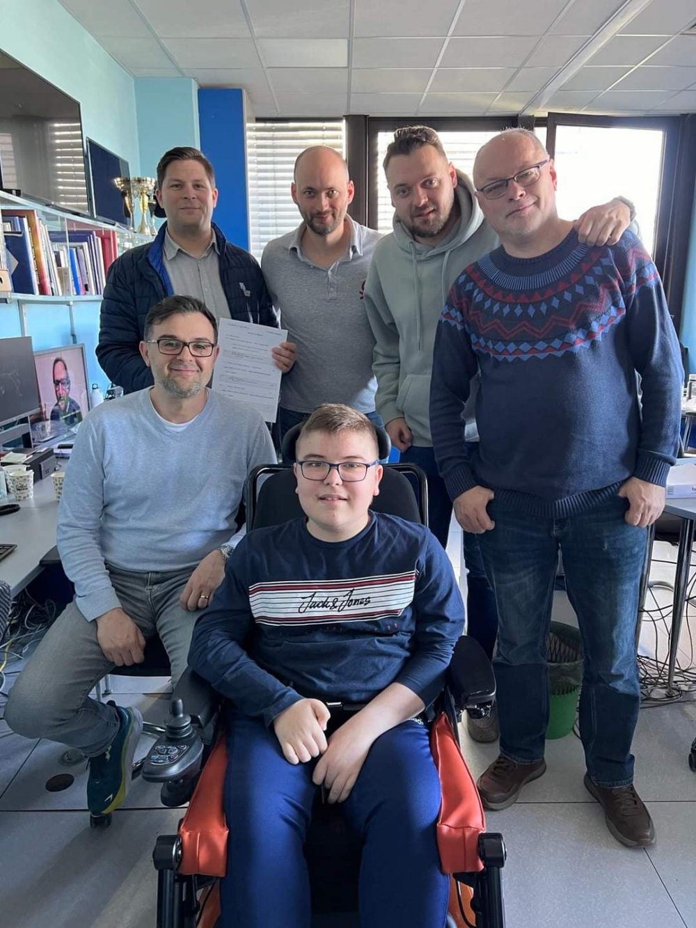 Upoznajte Filipa Odobašića, učenika požeške Gimnazije i školskog novinara koji piše i za HRT