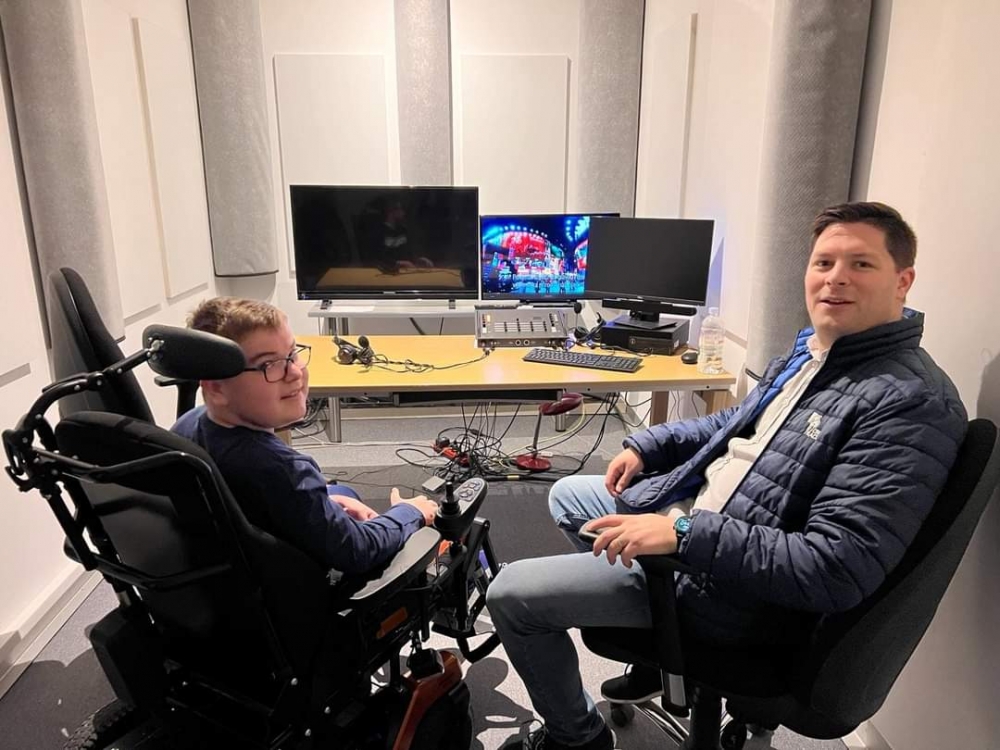 Upoznajte Filipa Odobašića, učenika požeške Gimnazije i školskog novinara koji piše i za HRT