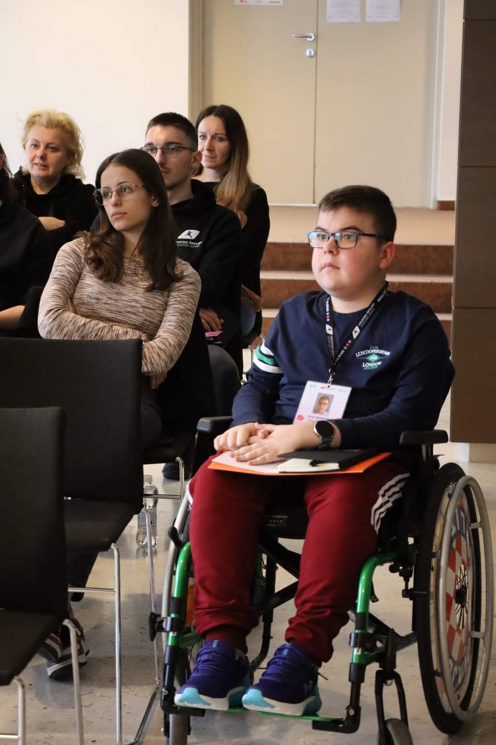 Upoznajte Filipa Odobašića, učenika požeške Gimnazije i školskog novinara koji piše i za HRT