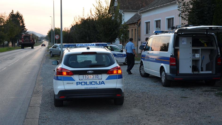 Policajac službenim vozilom udario dijete pokraj Sl. Broda  