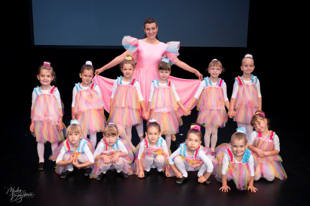 FOTO: 24 godine Plesne radionice Ilijane Lončar ’Budimo kreativni! Budimo svoji!’