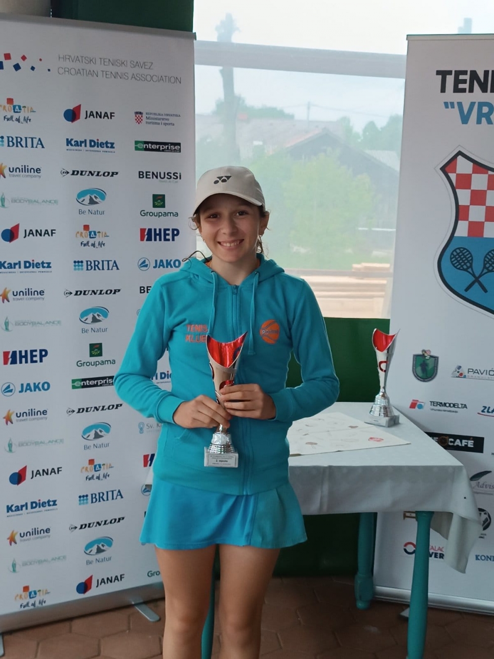 Članovi Teniskog kluba Požega proteklog vikenda su bili uspješni na svim natjecanjima